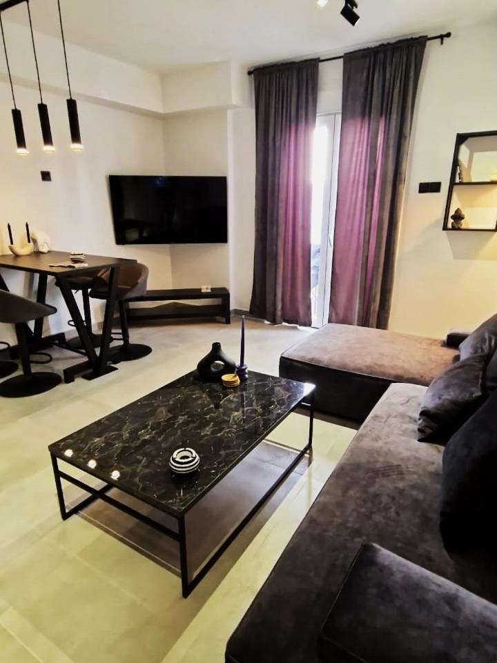 Essel Noir - A Hidden Gem With A Magnificent Acropolis View Leilighet Athen Eksteriør bilde